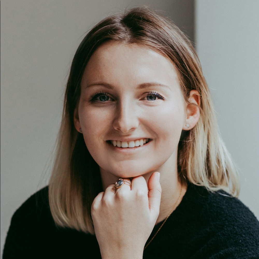 Meet your Posher, Abigail